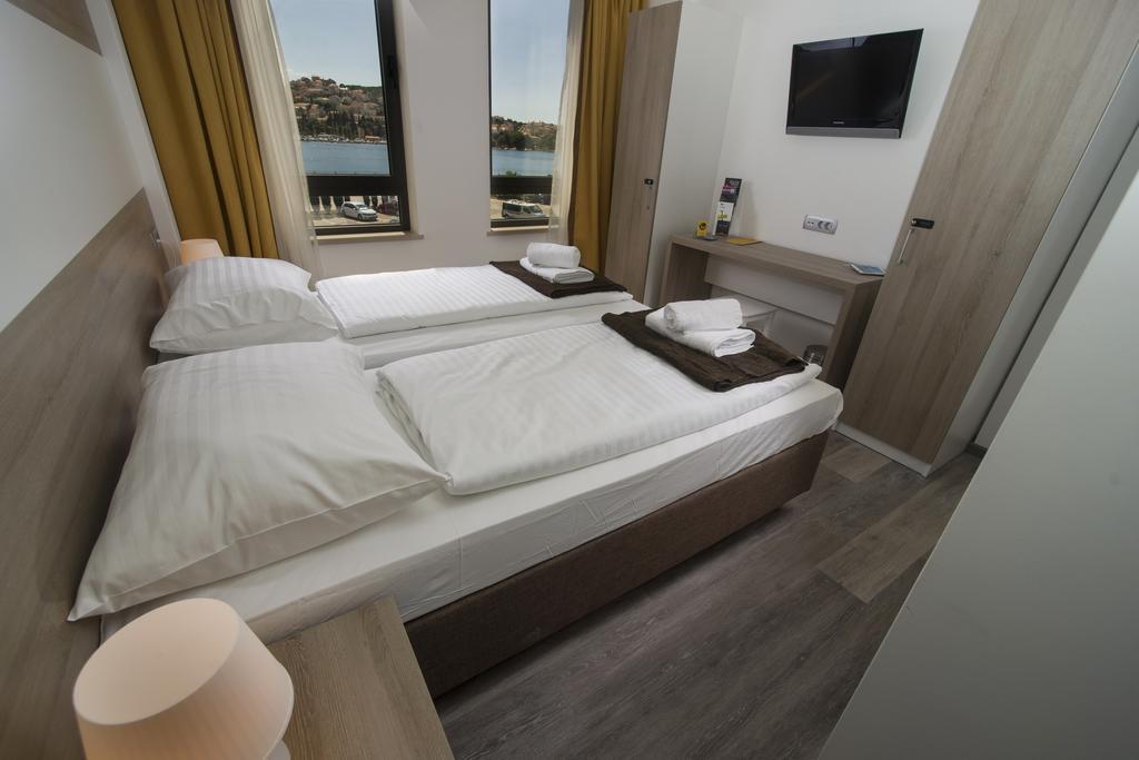 Hostel Sol Dubrovnik Ngoại thất bức ảnh